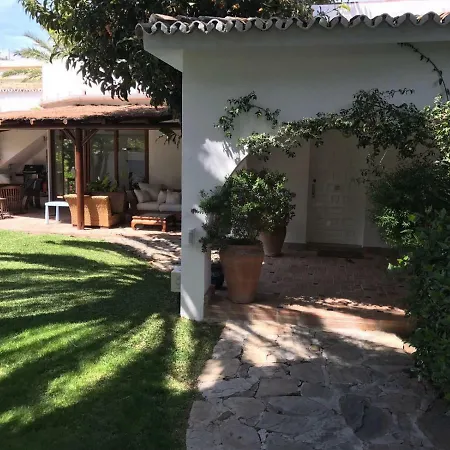 With Heated Pool And Jacuzzi Close To Puerto Banus And