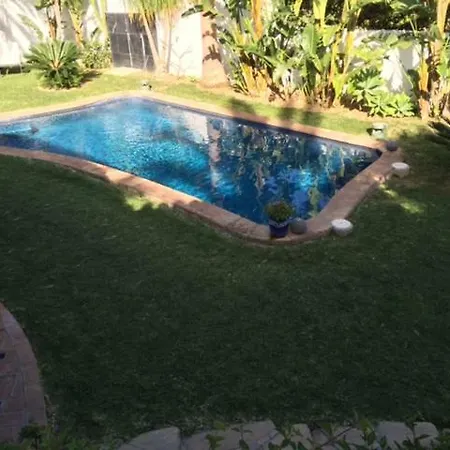 With Heated Pool And Jacuzzi Close To Puerto Banus And Estepona